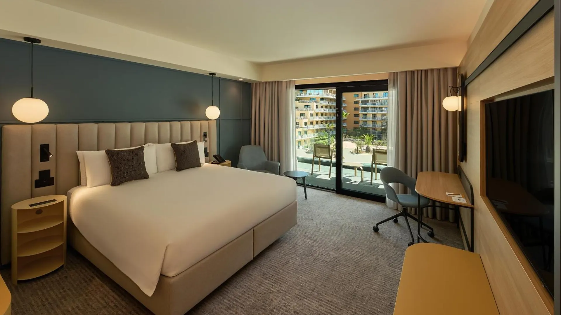 Voco Malta By Ihg Hotel Saint Julian's